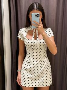 Spring/Summer New Sweet Square Neck Short Sleeve Bow Decor Short Dress Suitable For Spring/Summer Outings - White - View 1
