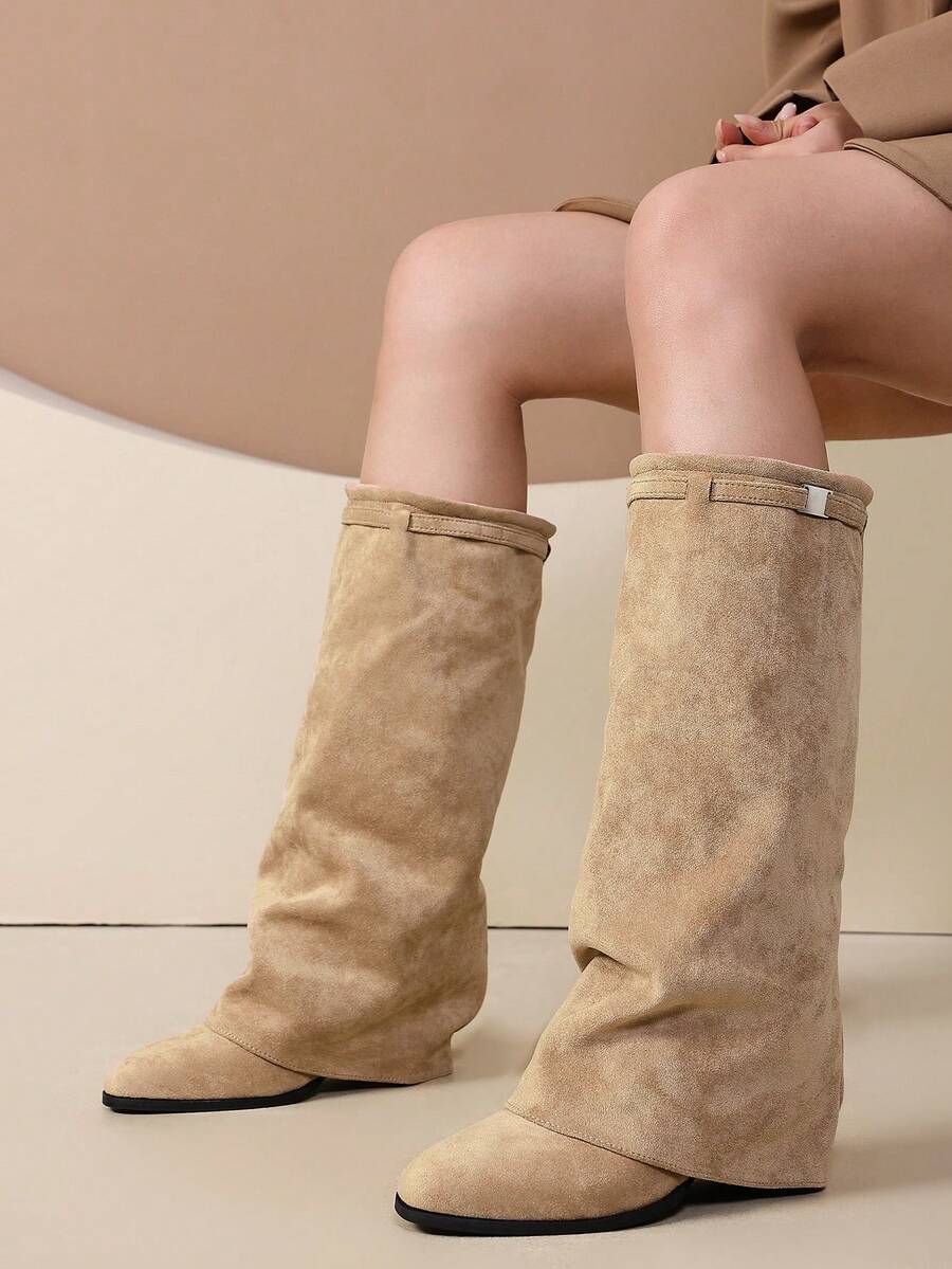 Women's Slouchy Knee-High Kitten Heel Boots, Fold-Over Buckle High-Shaft Boots, Suitable For Daily Commute And Party Outfits - Khaki - View 1