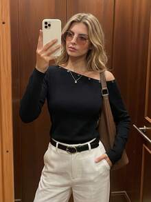 European And American Autumn/Winter Asymmetrical Shoulder Knit Top For Women, Diagonal Neckline Button-Up Fitted Black Long Sleeve Base Layer, Suitable For Office, Commute, Date, Afternoon Tea, Daily Wear, Atmospheric Design Women's Clothing - Black - View 9