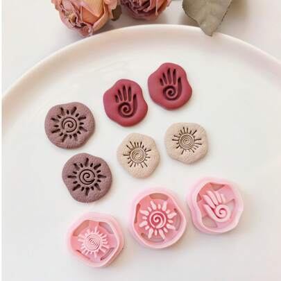 Bohemian Totem Polymer Clay Cutter, Spiral Sun & Fatima Hand Spiral Palm Design Clay Cutter, DIY Handmade Earring Pendant Brooch Making Tool, Compatible With Polymer Clay, 3D Printed, Clean Cut, Handmade Jewelry Floral DIY Craft Accessories