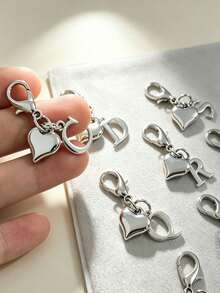 Silvery Exquisite Small Heart Pendant/Silvery 26-Letter Lobster Clasp Keychain/Suitable For Bags, Wallets, Handbags Keys And Other Decorative Hangings - Multicolor - View 2