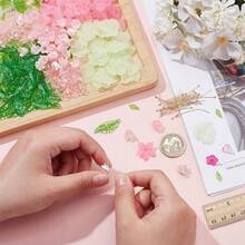 1 Set Random Assorted Colorful Flower Beads And Maple Leaf Mixed Loose Beads, Suitable For DIY Jewelry Making, Bracelets, Necklaces, Earrings, Keychains And Handmade Accessories - Multicolor - View 4