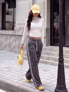 Women's Gold Velvet Loose Straight Leg Pants With Side Woven Tape Leopard Print Long Pants For Daily Casual Commute Running Workout Dating Work With Pockets Contrast Color - Black - View 3