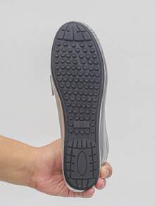 2025 Women's Spring New Elegant Slip-On Loafers, Lightweight Comfortable Versatile Rubber Flat Shoes, Silver Sneakers - Silver - View 8