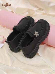 1 Pair Black Girls' Rhinestone Star Decor PU Material Round Toe Low-Top Slip-On Thick Sole Chunky Heel British Style Loafers Suitable For School, Daily Wear And Party - Black - View 4