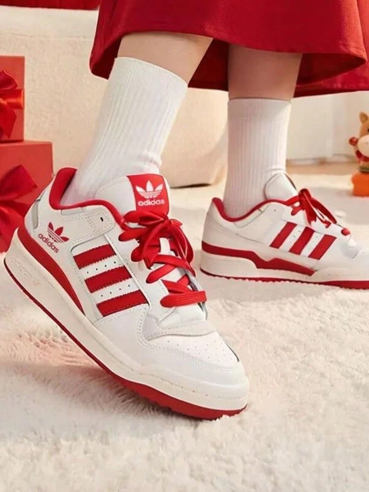 adidas originals FORUM CL 貼合舒適低筒板鞋 男女同款 白紅 - 白紅 - 查看 1