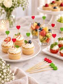 200/100pcs/Christmas Bamboo Skewers, 4.7 Inch Heart-Shaped Bamboo Toothpicks (Red, Green) - Used For Decorating Appetizers, Perfect For Winter, Birthday, Wedding, Cake Party And Fruit Decoration - Multicolor - View 3