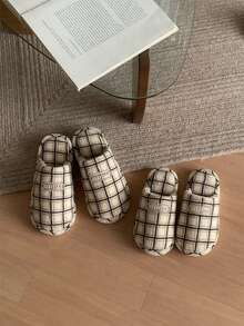 XIXITIAO Casual Color Block Plaid Slippers For Men & Women, Couples Warm Fleece Closed Toe House Shoes For Autumn Winter - Beige - View 3