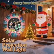 Lampu Dinding Proyeksi Kereta Rusa Natal Bertenaga Surya, Pencahayaan Dekoratif Liburan Musim Dingin Luar Ruangan yang Menawan. Bodi lampu yang ringkas memproyeksikan pola-pola indah Santa Claus yang mengendarai kereta rusa, pohon pinus bersalju, rumah yang nyaman, dan bintang-bintang berkilauan. Lingkaran luar menampilkan roda cahaya bercahaya warna-warni dengan aliran dinamis, efek cahaya dan bayangan yang indah dan menarik perhatian, serta pencitraan proyeksi yang jernih dan berlapis. Dilengkapi dengan panel surya konversi tinggi, menyerap sinar matahari dan menyimpan energi di siang hari, sensor kontrol cahaya sensitif bawaan, menyala otomatis saat senja. - Proyeksi kereta luncur Sinterklas warna-warni versi Q - View 8