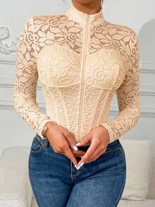 Sexy Long Sleeve Lace Patchwork Fitted Cropped Top - Champagne - View 3