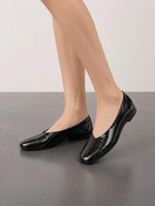 Metallic V-Cut Ballet Shoes, Plus Size Wide Fit Round Toe Slip-On Daily Shoes - Black - View 5