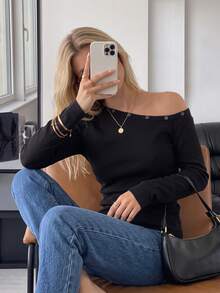 European And American Autumn/Winter Asymmetrical Shoulder Knit Top For Women, Diagonal Neckline Button-Up Fitted Black Long Sleeve Base Layer, Suitable For Office, Commute, Date, Afternoon Tea, Daily Wear, Atmospheric Design Women's Clothing - Black - View 5