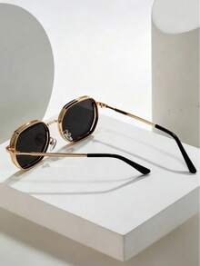 Gold Vintage Fashion Gold Rim Versatile Old Money Style Glasses - Gold - View 3