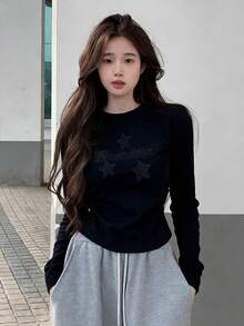 Minimalist Dark Color Star & Gothic Letter Print Cropped Long Sleeve Top, Slim Fit Elastic Spicy Girl Style Basic Layering T-Shirt For Women, Autumn - Black - View 1