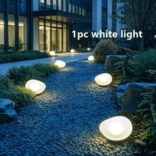 New Solar Pebble Light – Outdoor Landscape Light With Realistic Stone Design. Ambient Lighting For Courtyards, Patios, And Pathways; Suitable For Gardens, Terraces, Walkways, And Lawns. Warm White Solar Stone Light – Outdoor Decorative Lighting. - Stone Lamp - View 9