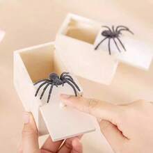 1PC-Prank Spider Box, Fake Spider Pop Out Wooden Surprise Box, Halloween Gag Gift Trick Prop For Adults Teens - Multicolor - View 6