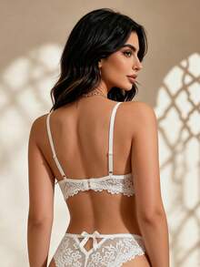 Temptuelle 1 Set Women's White Sexy Lingerie Set, Elegant Lace Breathable Non-Sagging Bra Set, Comfortable Bra Set, Perfect Gift - White - View 3