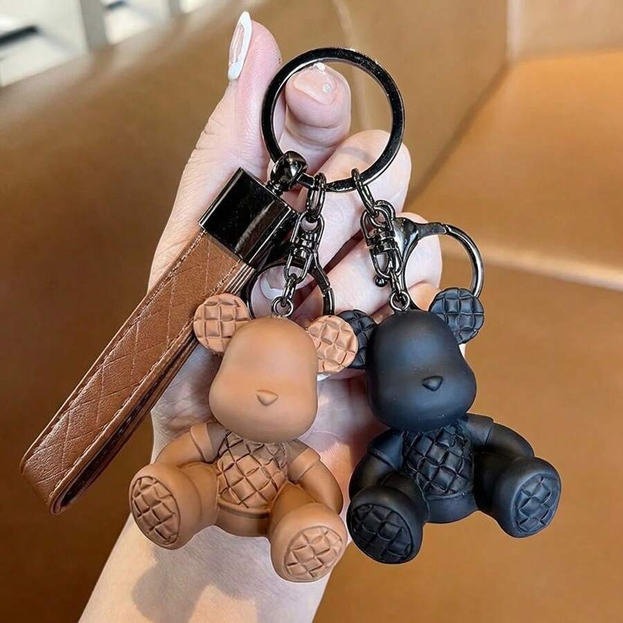 1pc/Set Bear Keychain, Women's Resin Material Key Chain, Holiday Keychain Pendant, Cartoon Exquisite Leather Rope Plaid Sitting Bear Creative Car Keychain Backpack Charm, Couple Small Gift, Perfect Gift For Mom, Girlfriend, Party, Birthday Party - Multicolor - View 1