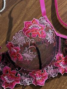 Deep Purple Wavy Lace Lingerie Set With Underwire Bra And Side Tie Thong, Romantic Lingerie - Purple - View 4