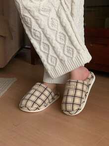 XIXITIAO Casual Color Block Plaid Slippers For Men & Women, Couples Warm Fleece Closed Toe House Shoes For Autumn Winter - Beige - View 9