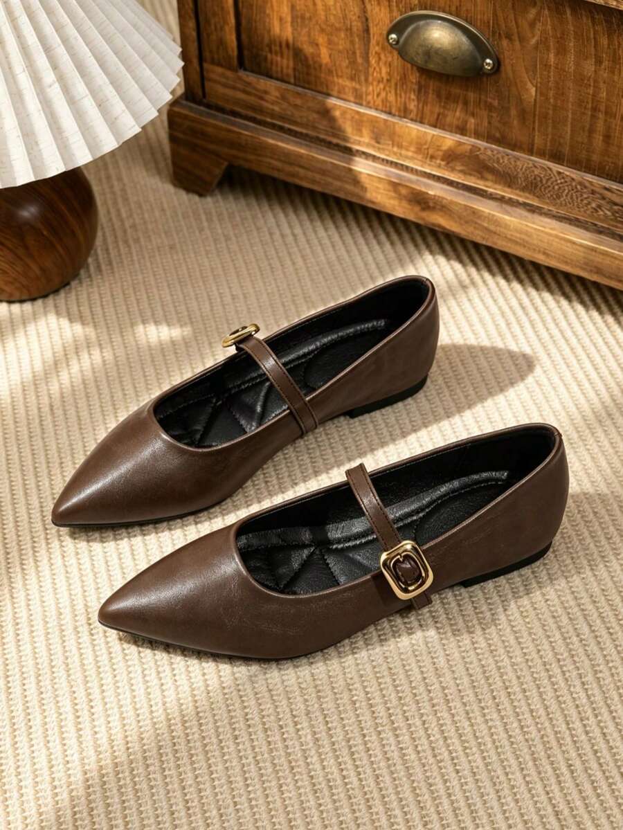 Sepatu Slip-On Wanita dengan Ujung Lancip dan Datar - Cokelat baru - View 1