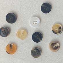 90Pcs Boxed Resin Marble Pattern Buttons - 15mm 4-Hole Suit & Coat Buttons For Men And Women - 90Pcs Boxed - View 5