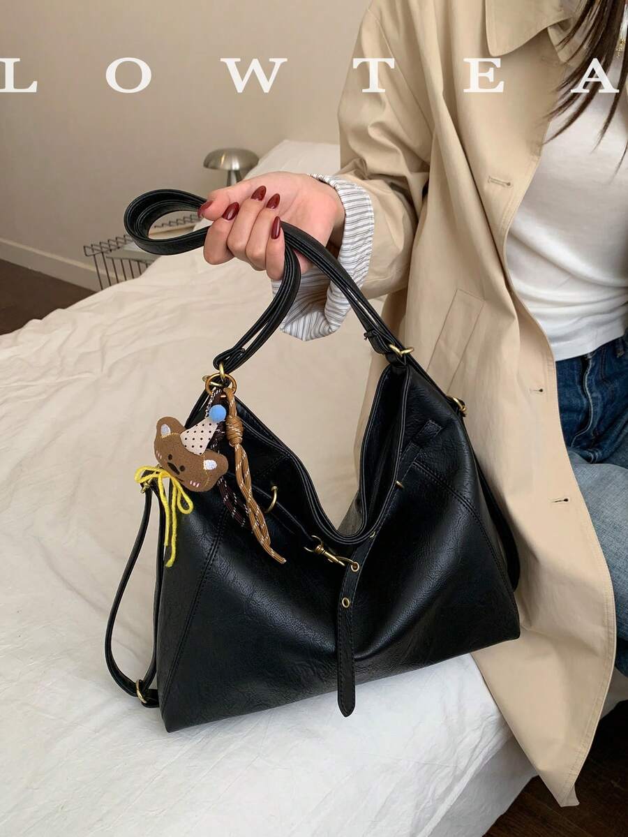 low tea 1pc Minimalist Fashion PU Leather Shoulder Bag, Suitable For Commuting, Shopping, Etc. (With Pendant)