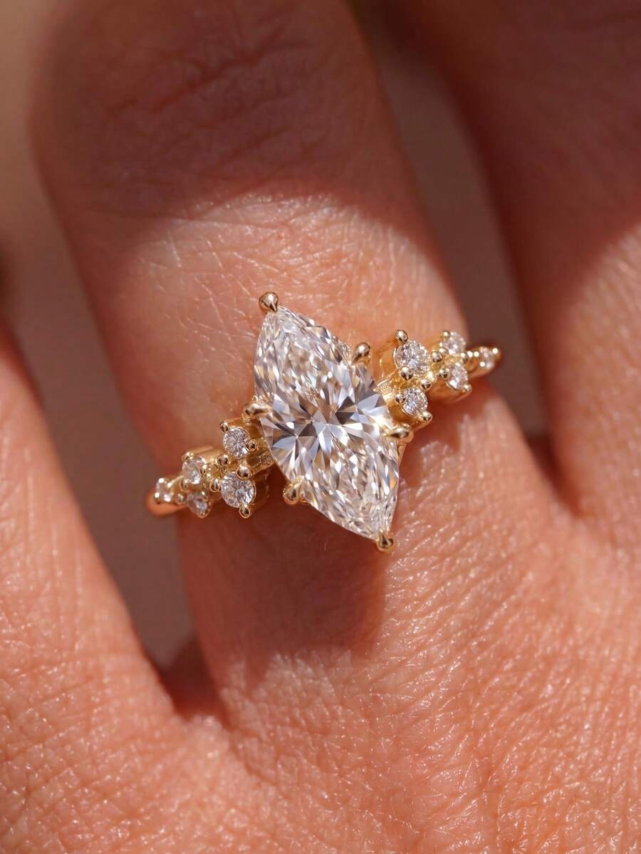 1pc Classic Elegant Cubic Zirconia Ring, Unique Design, Suitable For Balls, Gatherings And Parties, Exquisite Jewelry Gift For Elegant Women