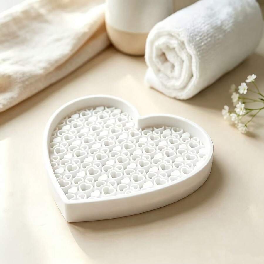 Alas Pembersih Kuas Makeup Berbentuk Hati, Alas Pembersih Portabel dengan Desain Bagian Bawah Bertekstur, Bentuk Hati yang Lucu, Cocok untuk Kuas Makeup, Mudah Disimpan, Ideal untuk Perjalanan dan Penggunaan di Studio - Hadiah Sempurna untuk Seniman dan Penata Rias - Beraneka warna - View 1