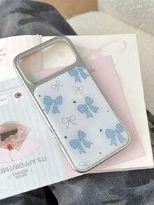 1PC Fresh Blue Plaid Bow Large Window Phone Case, Minimalist Sweet Girl TPU Soft Shell Full Coverage Lens Anti-Drop Personalized Cartoon Protective Cover Compatible With Apple 17/16/15 Pro Max/15 Pro/15/14 Pro Max/14 Pro/14/13 Pro Max/13 Pro/13/12 Phone Protective Case All Models Personalized Creative - Multicolor - View 5