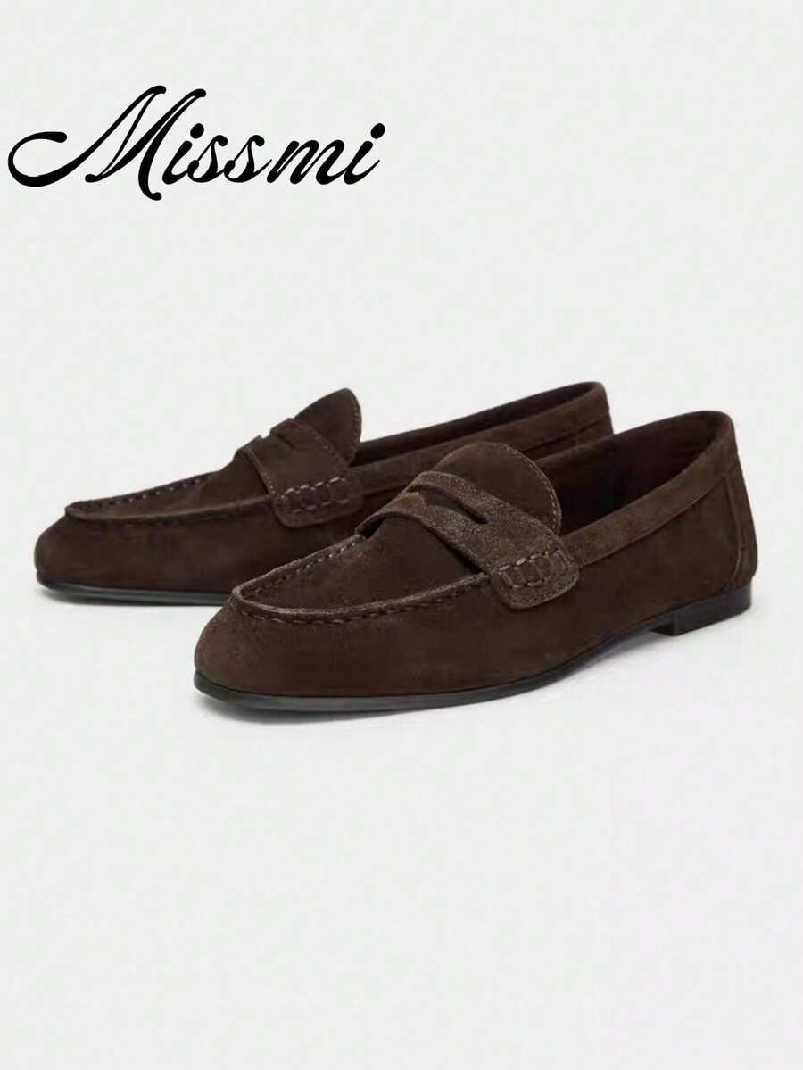 Women's Brown & Black Pocket Covered Round Toe Loafers - Coffee Brown - View 1