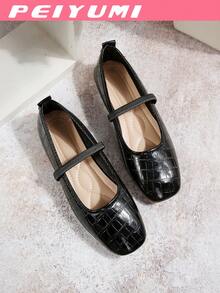 PEIYUMI Autumn Square Toe Mary Jane Flats, Black Crocodile Embossed Soft PU, Comfortable And Soft, Suitable For Daily Commute, Versatile - Black - View 2