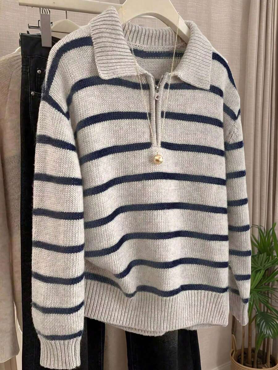 JIANHU Light Gray & Blue Striped Polo Knit Sweater - Autumn/Winter Half-Zip Pullover With Ribbed Collar And Contrast Stitching, Suitable For Christmas Markets And Casual Business Occasions - Light Grey - View 1