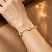 18K Gold Plated Stainless Steel Five-Leaf Clover Bracelet, Laser Engraved Flower Adjustable Chain Bangle, Minimalist Layering Daily Fashion Accessory Gift For Women - Gold - View 4
