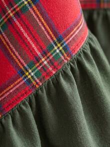1pc Red & Green Classic Large Plaid Tablecloth, Traditional Country Style, Rectangular Green Leaf Edge With Pleated Details, Stain-Resistant Protective Table Cover, Functional Home Long Tablecloth Suitable For Christmas Family Gatherings And Winter Holiday Kitchen Decor - Red - View 3