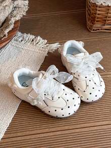 Sepatu Olahraga Anak Perempuan Bergaya Manis, Sepatu Olahraga Anak Perempuan Motif Polkadot Kecil, Jala, Pita, dan Perekat Velcro. - Krem - View 1