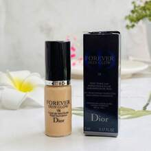 Dior-5ml-Travel Size Long-Wear Foundation SPF351N, Long-Lasting Coverage, Oil-Control, Non-Smudging, Natural Finish - 5ML-travel Size - View 2