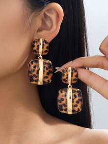 1 Pair 3D Double Layer Leopard Print Exaggerated Dangle Earrings, Gold Rim Vintage Tortoiseshell Long Earrings, Women's Wild Style Accessory - Yellow Gold - View 3