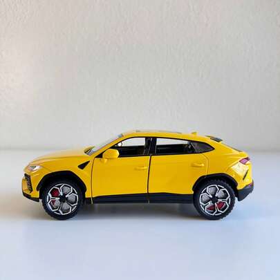 1pc 21.5cm L X 8.7cm W X 6.2cm H 1:24 Scale URUS Die-Cast Metal Alloy Collectible Car Model Desktop Ornament Holiday Gift