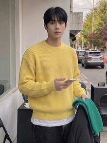Men's Autumn/Winter Basic Solid Color Casual Fitted Lightweight Sheer Polyester Pique Texture Niche Design Long Sleeve Drop Shoulder Crew Neck Pullover Sweater - Pale Yellow - View 2