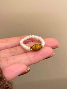 4pcs Women's Artificial Stone & Faux Pearl Beaded Ring Set, Golden Color Accents, Stretch Stackable Rings For Autumn Winter - Brown - View 2