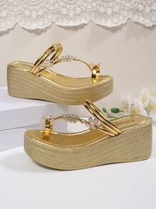 Women's Gold Metal Buckle Decor Wedge Platform Sandals, Waterproof Toe-Clip Flip Flops, Beach Holiday Daily Wear Height-Increasing Thong Slippers - Gold - View 3