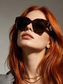 Gucci Kacamata Fashion Mewah Bergaya Vintage untuk Pria dan Wanita, Cocok untuk Pemakaian Sehari-hari - Hitam - View 2