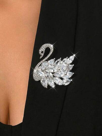 Luxury Crystal Swan Brooch, Women's Evening Party Style Brooch, Niche Daily Wear Accessory, Anniversary Scarf Decoration Pin