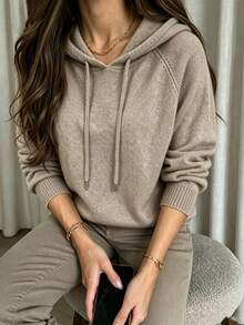 Suéter de punto suave con capucha para mujer, suéter holgado y estilizado con cordón para otoño/invierno, manga raglán de unicolor de manga larga, top casual versátil de punto suave para uso interior/exterior para ir al trabajo y uso diario - Camel - Ver 3