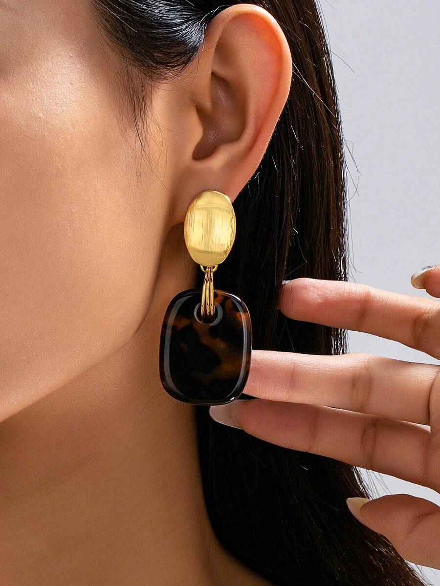 1 Pair Maillard Style Leopard Print Resin Earrings, Luxury Brushed Gold Niche Design Commuter Studs - Leopard - View 1