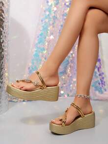 Women's Gold Metal Buckle Decor Wedge Platform Sandals, Waterproof Toe-Clip Flip Flops, Beach Holiday Daily Wear Height-Increasing Thong Slippers - Gold - View 5