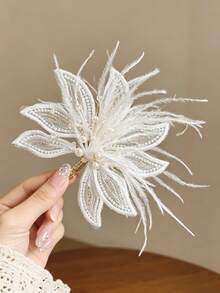 1pc Large Vintage Lace Faux Feather Rhinestone Pearl Hair Clip, Bridal Wedding Headpiece, Wedding Party Accessory, Exquisite Newlywed Gift - Multicolor - View 5
