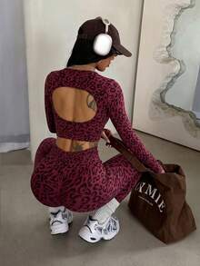 Seamless Basic Leopard Print Long Sleeve Sports Top & Long Pants Set - Burgundy - View 4