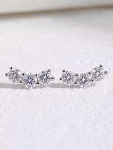 1 pièce Boucles d'oreilles à tige en moissanite, design classique symétrique à trois pierres, convient pour le port quotidien des femmes et les cadeaux - Boucles d'oreilles trois diamants et moissanite - Voir 6